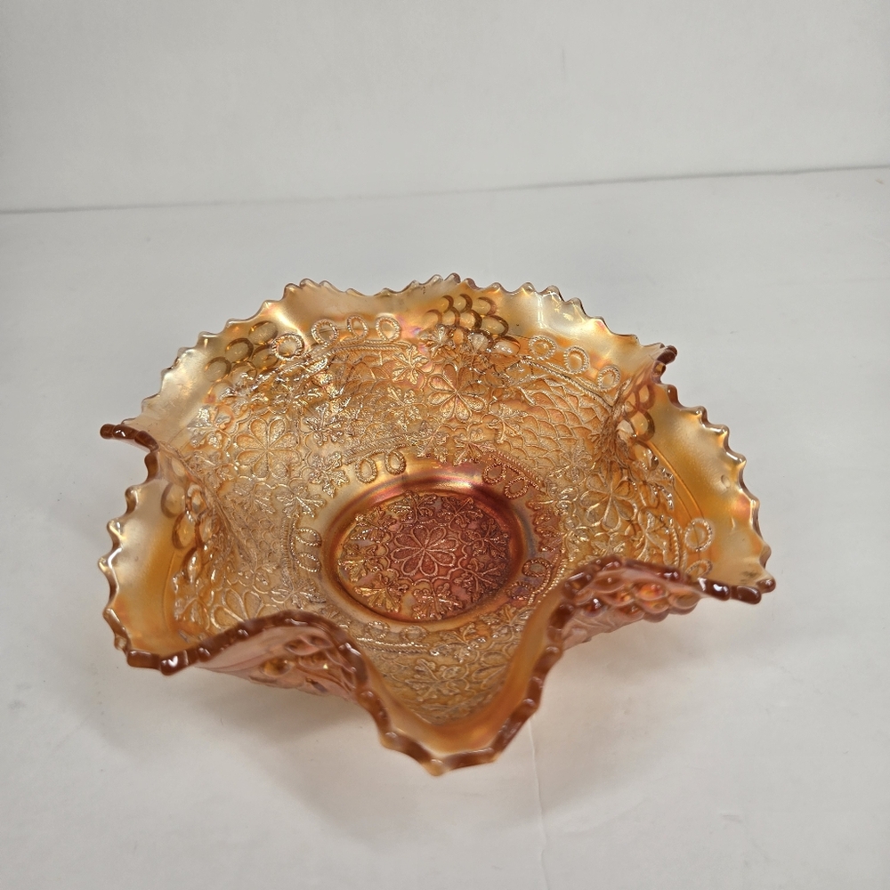 Antique Fenton Marigold‎ Ruffled Bowl Bearded Berry Leaf Chain Carnival Glass